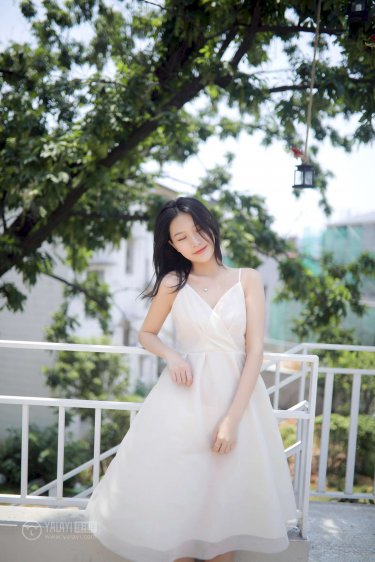 年轻女教师3在线观看