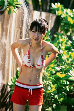 梁艺龄